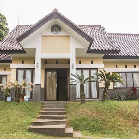 Aldeoz Villa Ciater Sarireja Exterior foto